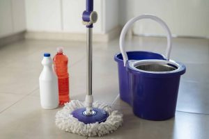 Choose the right mops and brooms